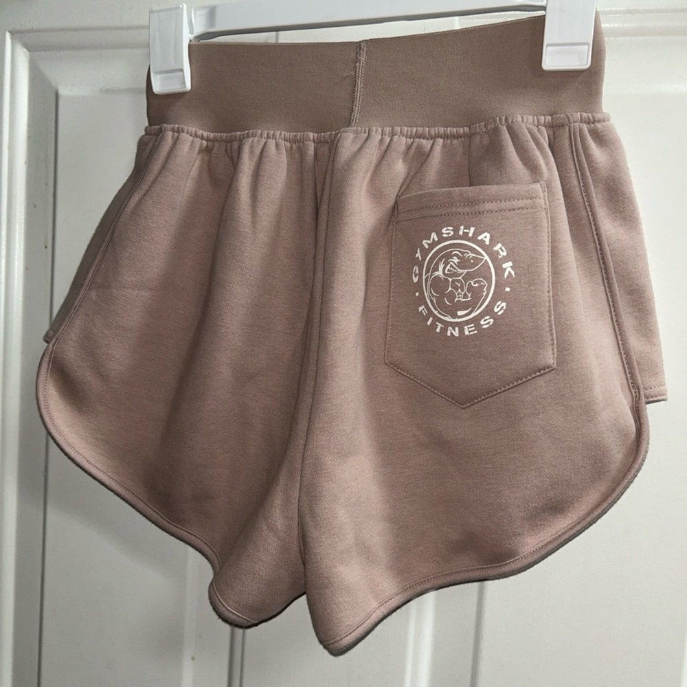 new GYMSHARK Original Legacy taupe fitness shorts Sz XS - Picture 5 of 11